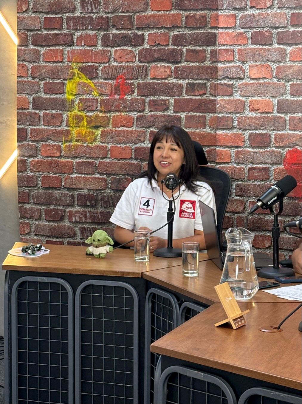 La política también puede representar decencia.